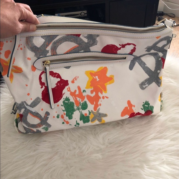 DB606.jpgb.jpg Dooney and Bourke purse